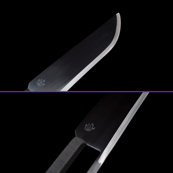 Blade Closeup View - Kurosaki Ichigo's Zangetsu Small Knife from the Bleach Anime Series: 1045 Carbon Steel Blade w/ Black Coloring, Black Leather Saya, Black Handle Blade Closeup View - Kurosaki Ichigo's Zangetsu Small Knife from the Bleach Anime Series: 1045 Carbon Steel Blade w/ Black Coloring, Black Leather Saya, Black Handle